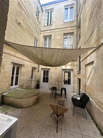 Bureau Location 33000 BORDEAUX 16 QUAI LOUIS XVIII