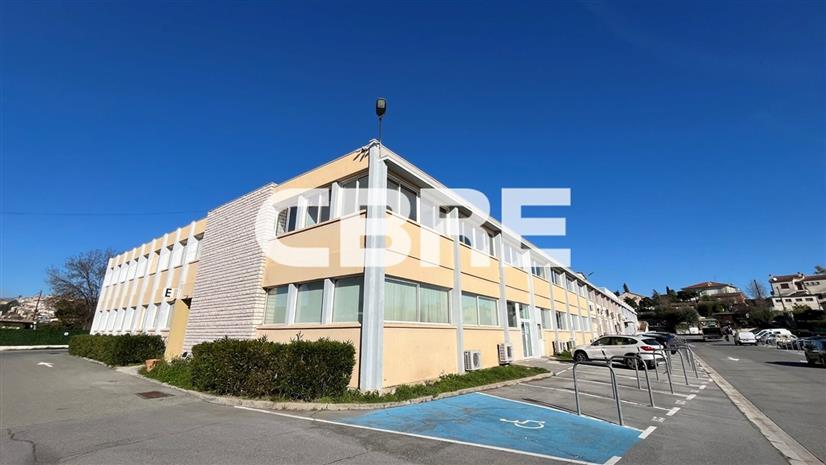 Bureau Location 06410 BIOT