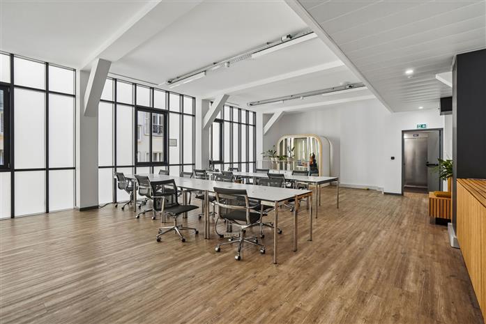 Bureau Location 75017 PARIS 8 RUE HELENE