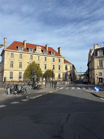 Commerce Location 33000 BORDEAUX