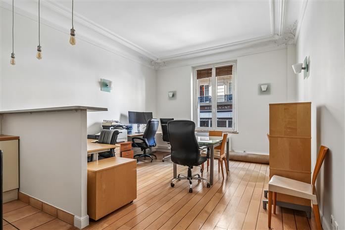 Bureau Location 75008 PARIS 28 RUE DU ROCHER