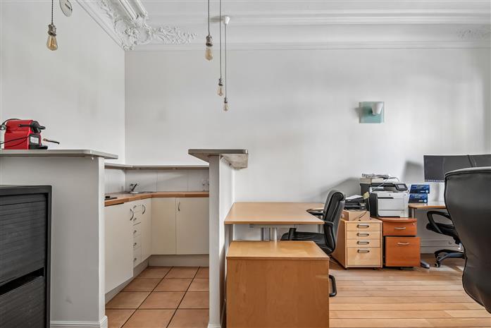 Bureau Location 75008 PARIS 28 RUE DU ROCHER
