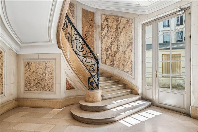 Bureau Location 75008 PARIS 28 RUE DU ROCHER