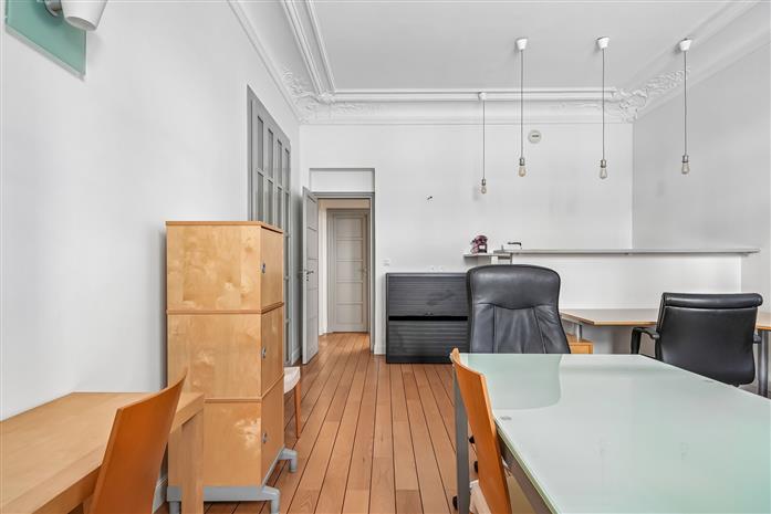 Bureau Location 75008 PARIS 28 RUE DU ROCHER