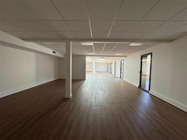 Bureau Vente 33800 BORDEAUX 371 COURS DE LA SOMME