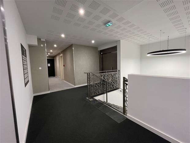 Bureau Location 06200 NICE