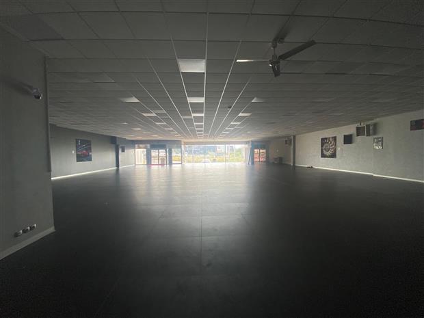 Local d'activités Vente/Location 95410 GROSLAY