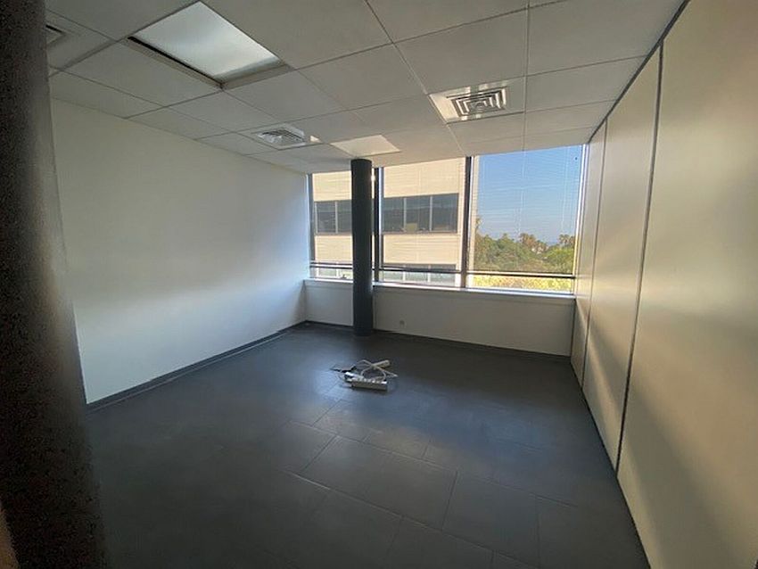 Bureau Location 06200 NICE