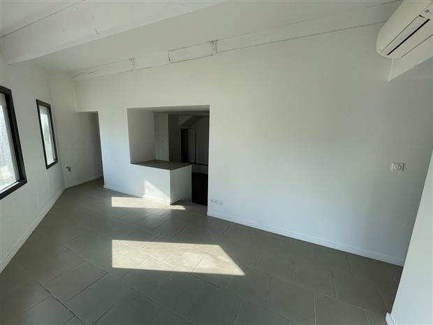 Bureau Location 83110 SANARY SUR MER