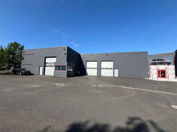 Local d'activités Location 45800 ST JEAN DE BRAYE