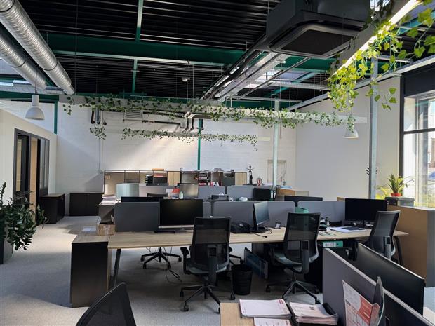 Local d'activités Vente 95000 CERGY