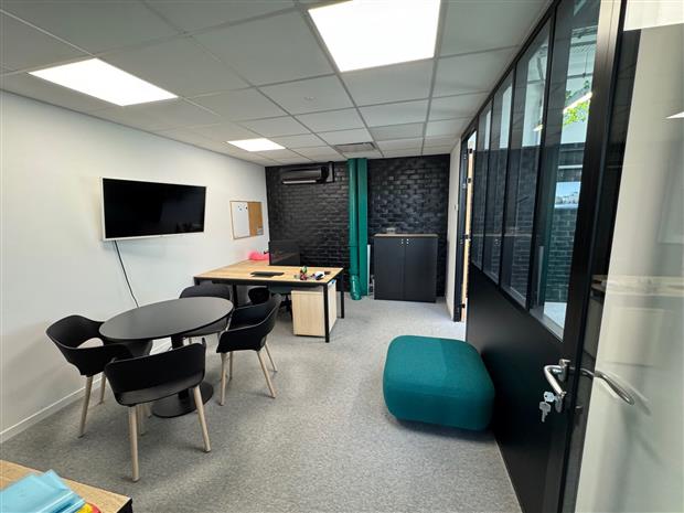 Local d'activités Vente 95000 CERGY