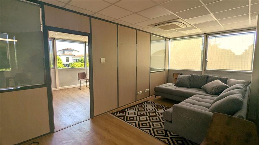 Bureau Location 31670 LABEGE 1149 VOIE LA PYRENEENNE