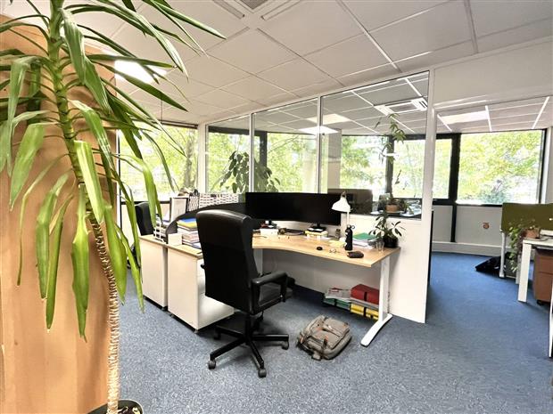 Bureau Location 31670 LABEGE