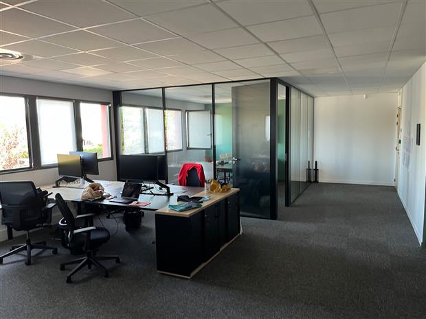 Bureau Location 44800 ST HERBLAIN 275 BOULEVARD MARCEL PAUL