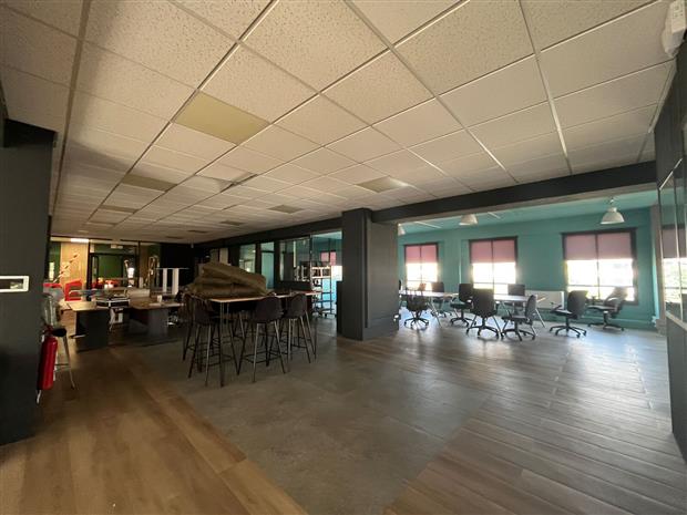 Bureau Location 06270 VILLENEUVE LOUBET