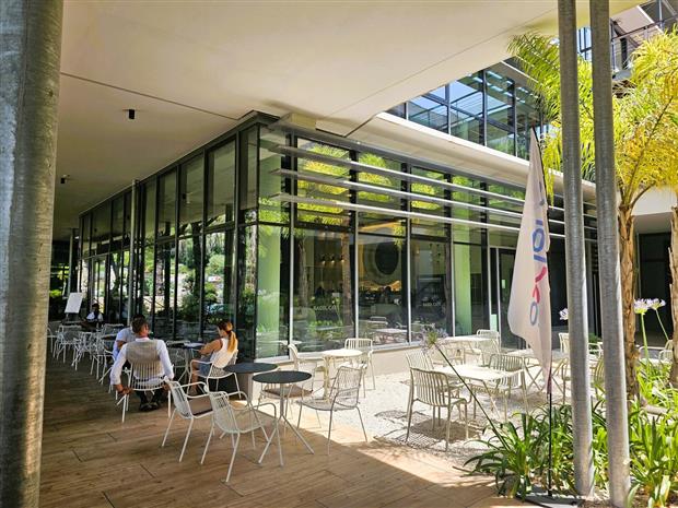Commerce Location 06560 VALBONNE