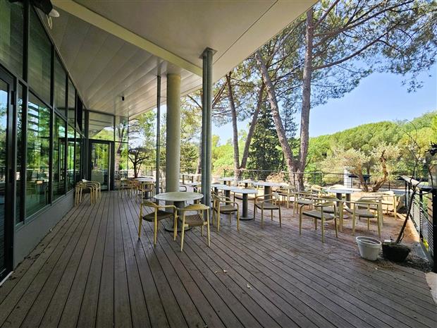 Commerce Location 06560 VALBONNE