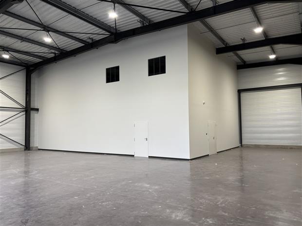 Local d'activités Location 31770 COLOMIERS