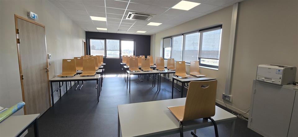 Bureau Vente/Location 69330 JONAGE 2326 AVENUE HENRI SCHNEIDER