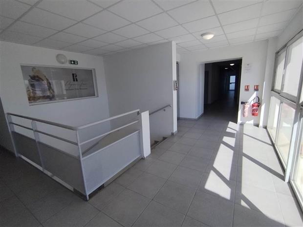 Bureau Location 13510 EGUILLES