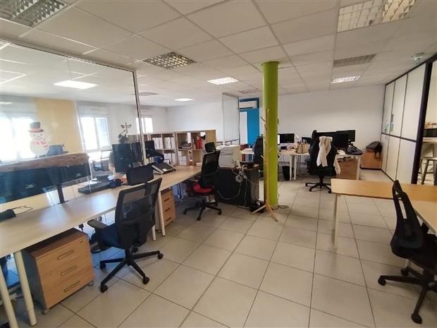 Bureau Location 13510 EGUILLES
