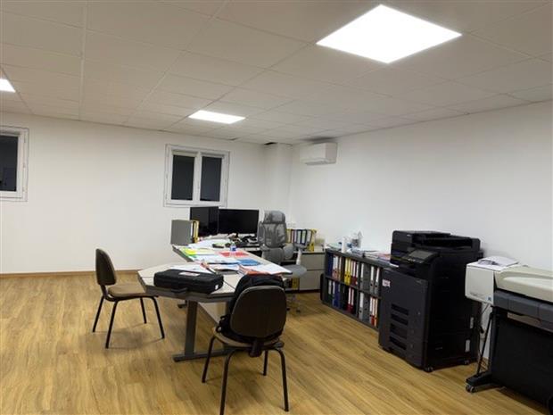 Bureau Location 13340 ROGNAC