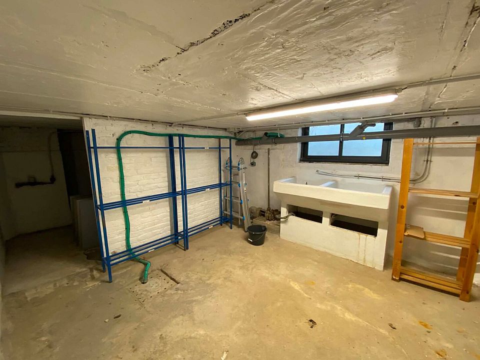 Bureau Location 59290 WASQUEHAL