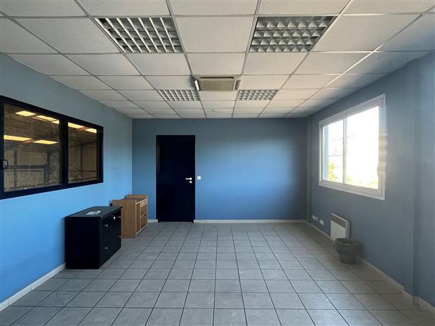 Local d'activités Location 45120 CHALETTE SUR LOING