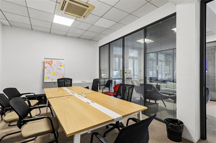 Bureau Location 75006 PARIS 35 RUE GREGOIRE DE TOURS