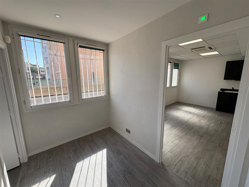 Bureau Vente 13008 MARSEILLE