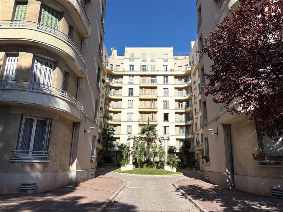Bureau Location 13008 MARSEILLE