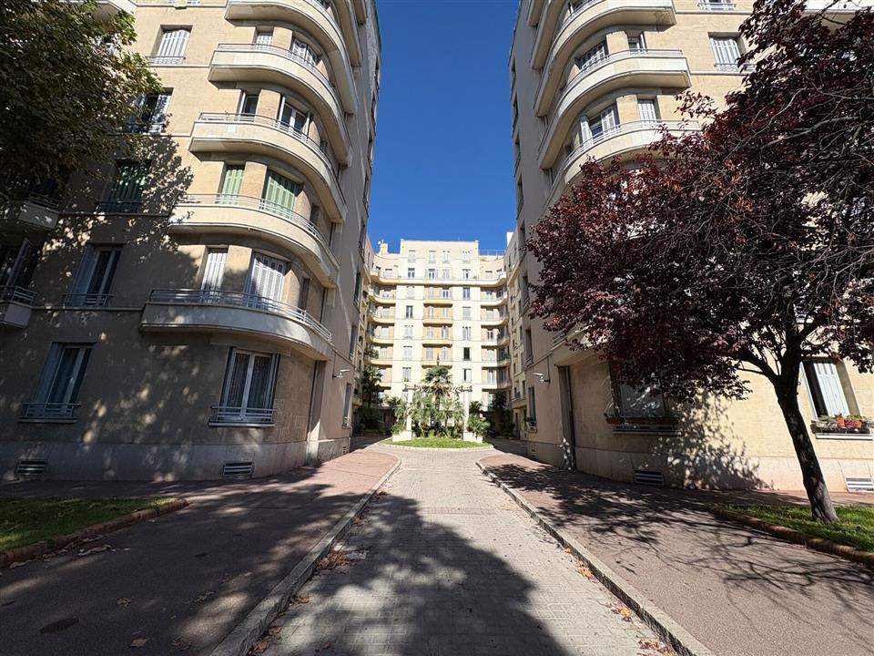 Bureau Location 13008 MARSEILLE