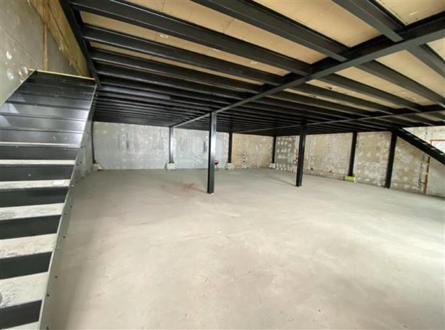 Local d'activités Location 93100 MONTREUIL