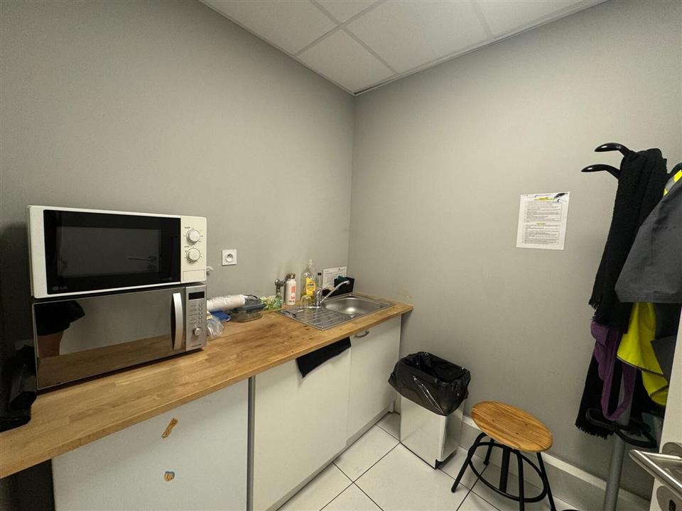 Bureau Location 33000 BORDEAUX 84 RUE DE LA ROUSSELLE