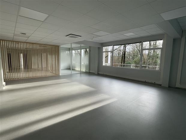 Bureau Location 44860 ST AIGNAN GRANDLIEU 10 ALLEE GEORGES NOE