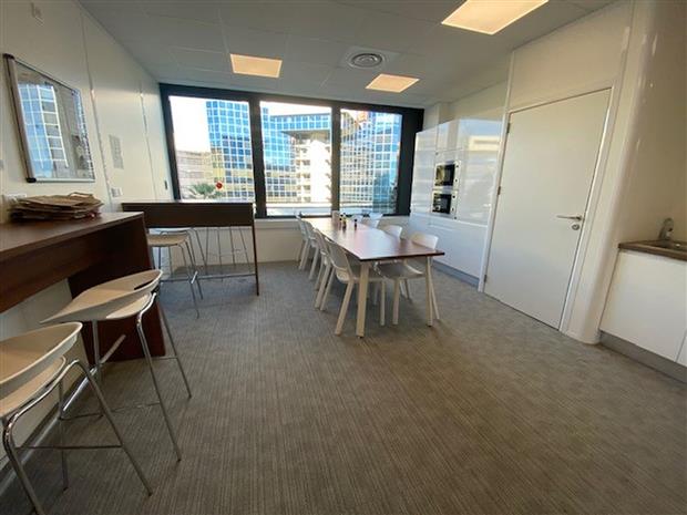 Bureau Location 06200 NICE