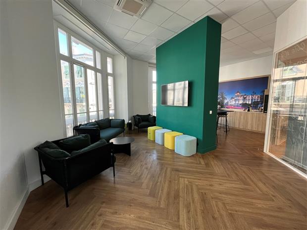 Bureau Location 06000 NICE