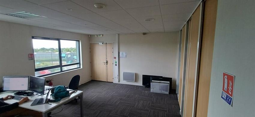Bureau Location 14200 HEROUVILLE SAINT CLAIR