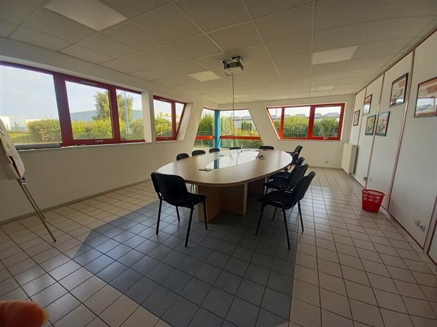 Entrepôt / Local d'activités Location 14540 GRENTHEVILLE