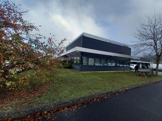 Local d'activités Location 14123 IFS