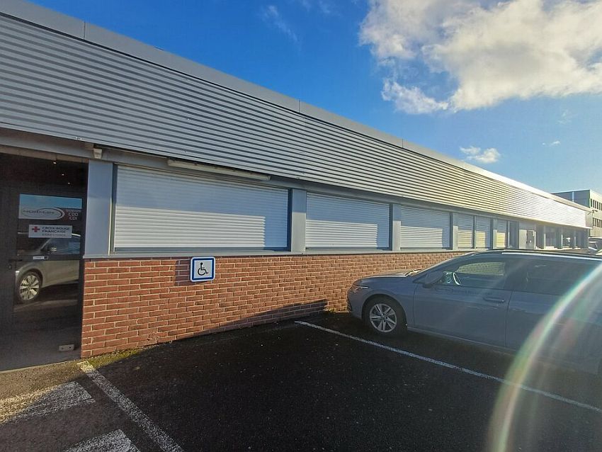 Bureau Location 14120 MONDEVILLE