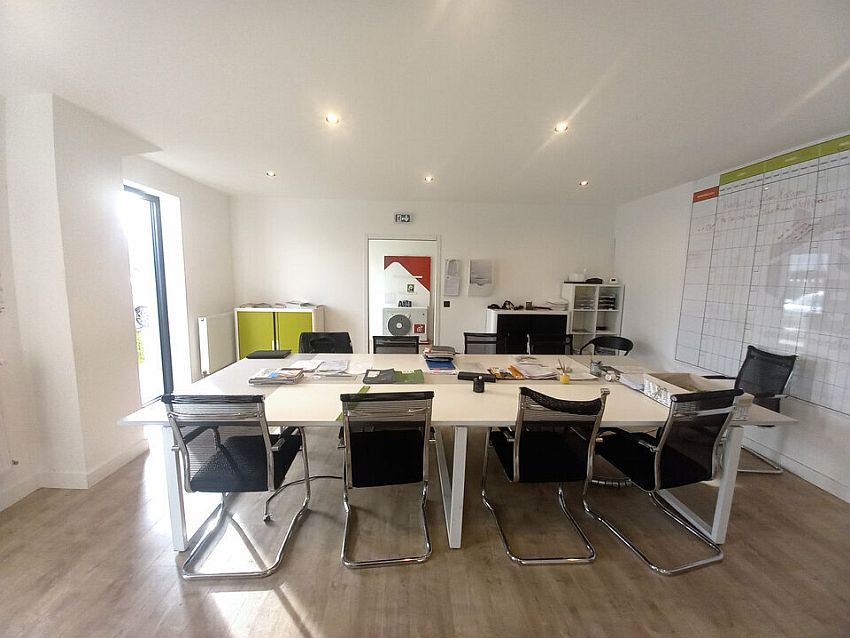 Local d'activités Location 14123 IFS