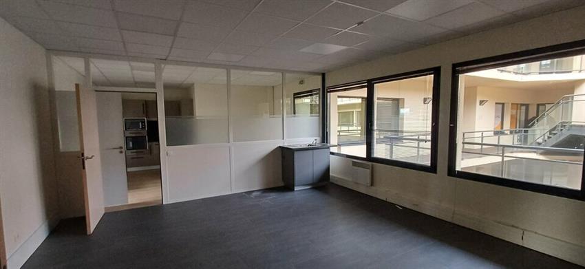 Bureau Location 14280 SAINT CONTEST