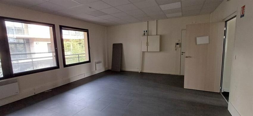 Bureau Location 14280 SAINT CONTEST