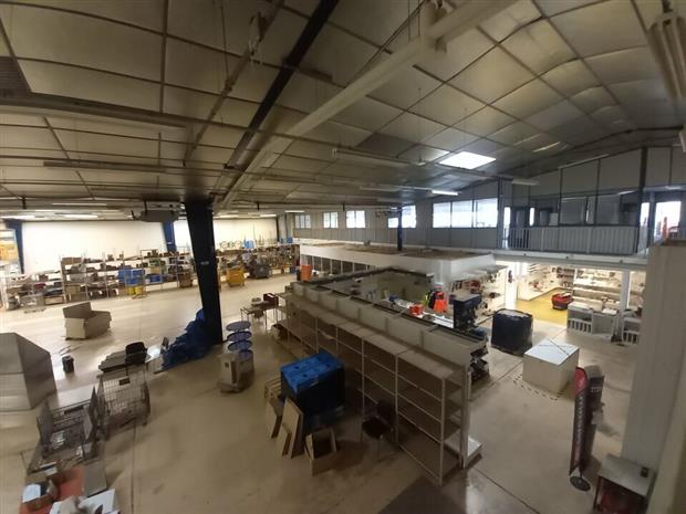 Local d'activités Location 14120 MONDEVILLE