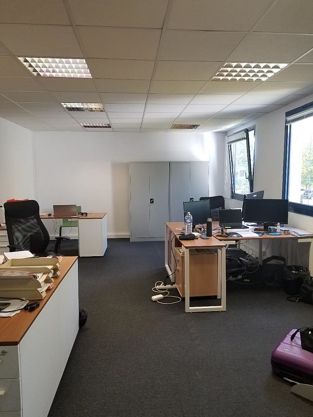 Bureau Location 14200 HEROUVILLE SAINT CLAIR