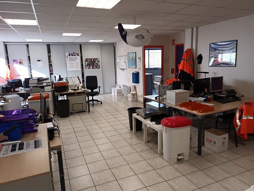 Local d'activités Location 27340 CRIQUEBEUF SUR SEINE