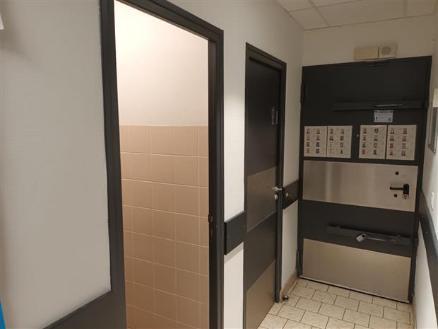 Commerce Location 27590 PITRES