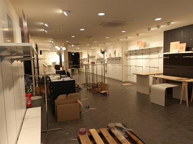 Commerce Location 27200 VERNON